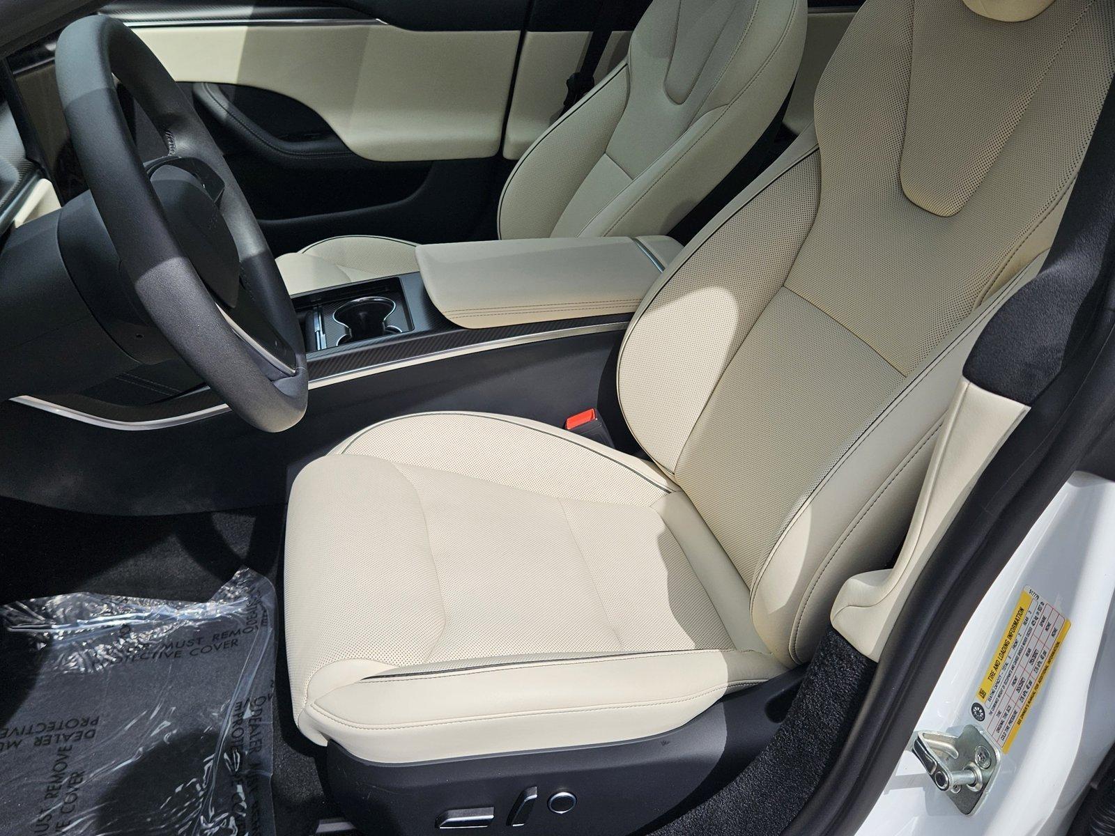 2023 Tesla Model S Vehicle Photo in Pembroke Pines , FL 33027