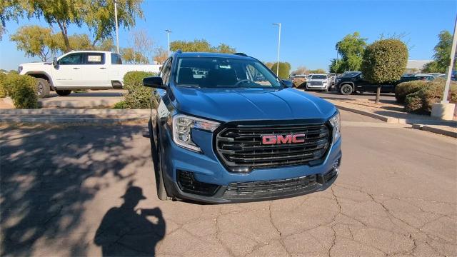 2024 GMC Terrain Vehicle Photo in GOODYEAR, AZ 85338-1310