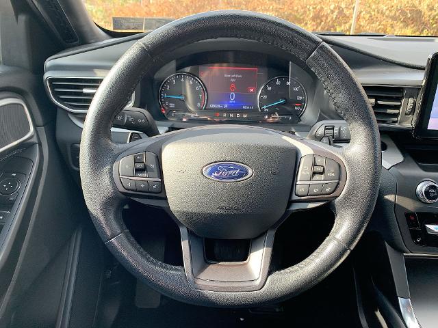 2020 Ford Explorer Vehicle Photo in MOON TOWNSHIP, PA 15108-2571