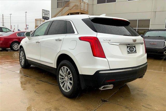 2019 Cadillac XT5 Vehicle Photo in TOPEKA, KS 66609-0000