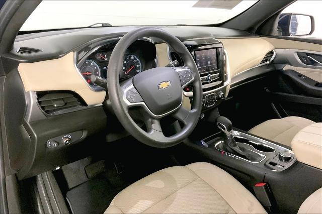 2022 Chevrolet Traverse Vehicle Photo in Kansas City, MO 64114