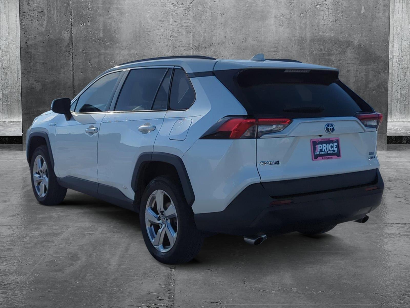 2021 Toyota RAV4 Vehicle Photo in Ft. Myers, FL 33907