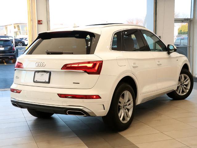 2022 Audi Q5 Vehicle Photo in LIBERTYVILLE, IL 60048-3287