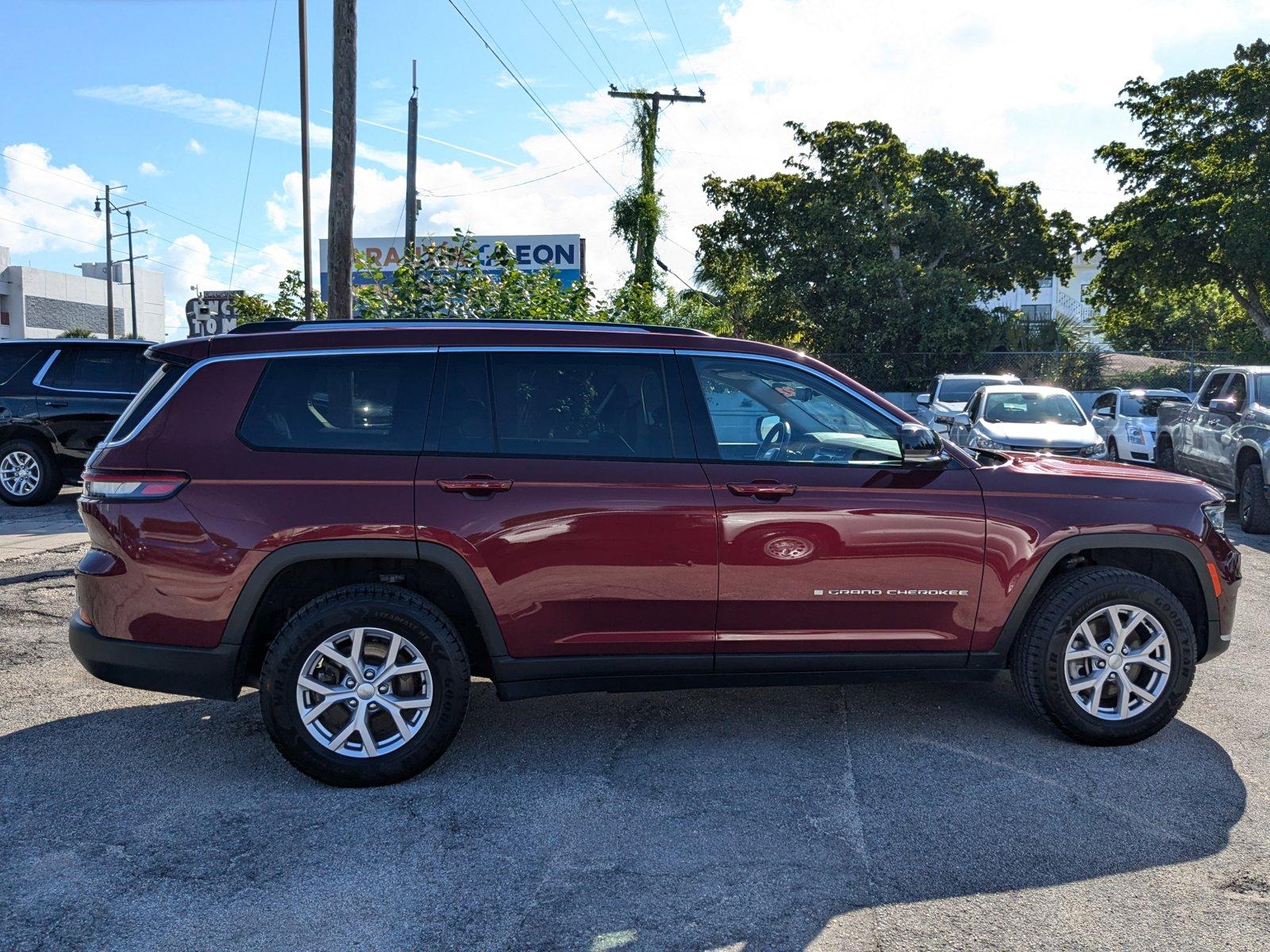 2022 Jeep Grand Cherokee L Vehicle Photo in MIAMI, FL 33134-2699