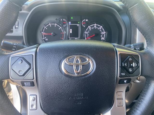 2020 Toyota 4Runner Vehicle Photo in GOODYEAR, AZ 85338-1310