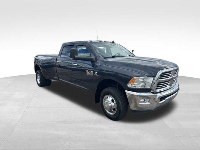 2017 Ram 3500 Vehicle Photo in MEDINA, OH 44256-9631