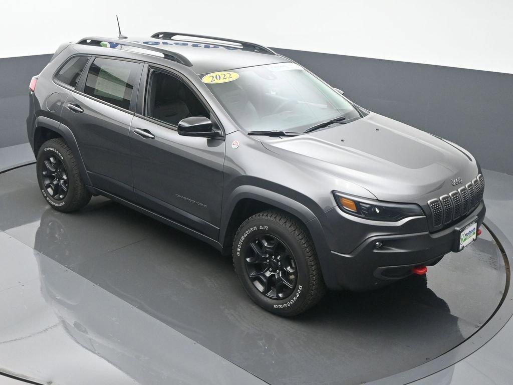 2022 Jeep Cherokee Vehicle Photo in Cedar Rapids, IA 52402