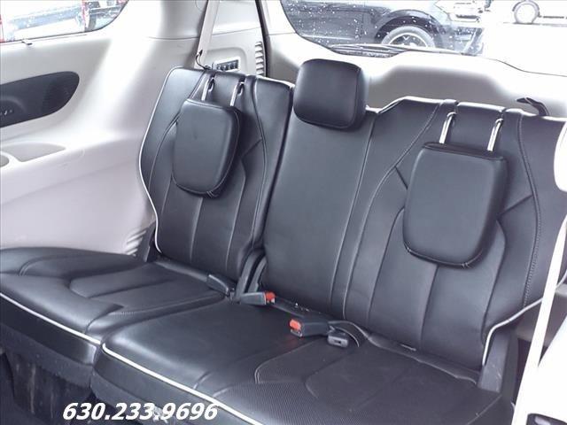 2022 Chrysler Pacifica Vehicle Photo in Saint Charles, IL 60174