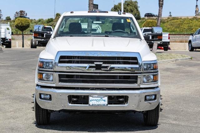 2023 Chevrolet Silverado Chassis Cab Vehicle Photo in VENTURA, CA 93003-8585