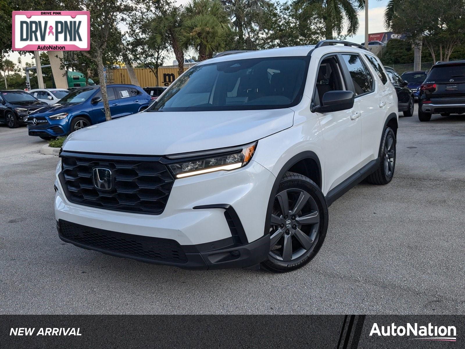 2023 Honda Pilot Vehicle Photo in Miami, FL 33169