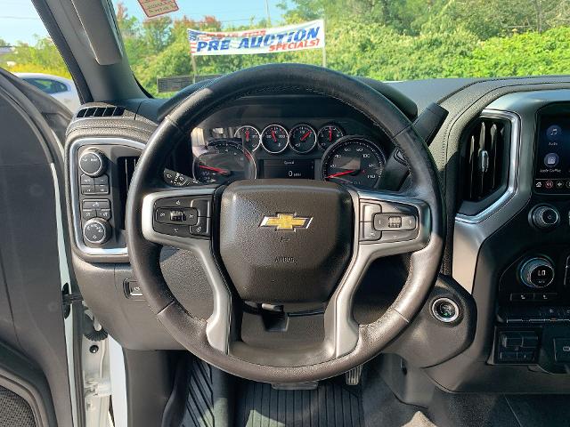 2021 Chevrolet Silverado 1500 Vehicle Photo in MOON TOWNSHIP, PA 15108-2571