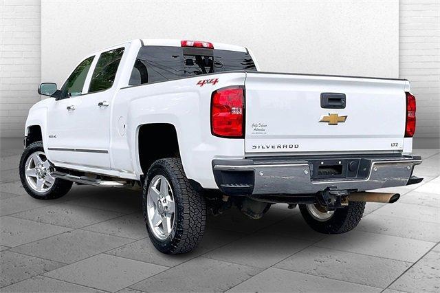 2015 Chevrolet Silverado 2500HD Built After Aug 14 Vehicle Photo in INDEPENDENCE, MO 64055-1314