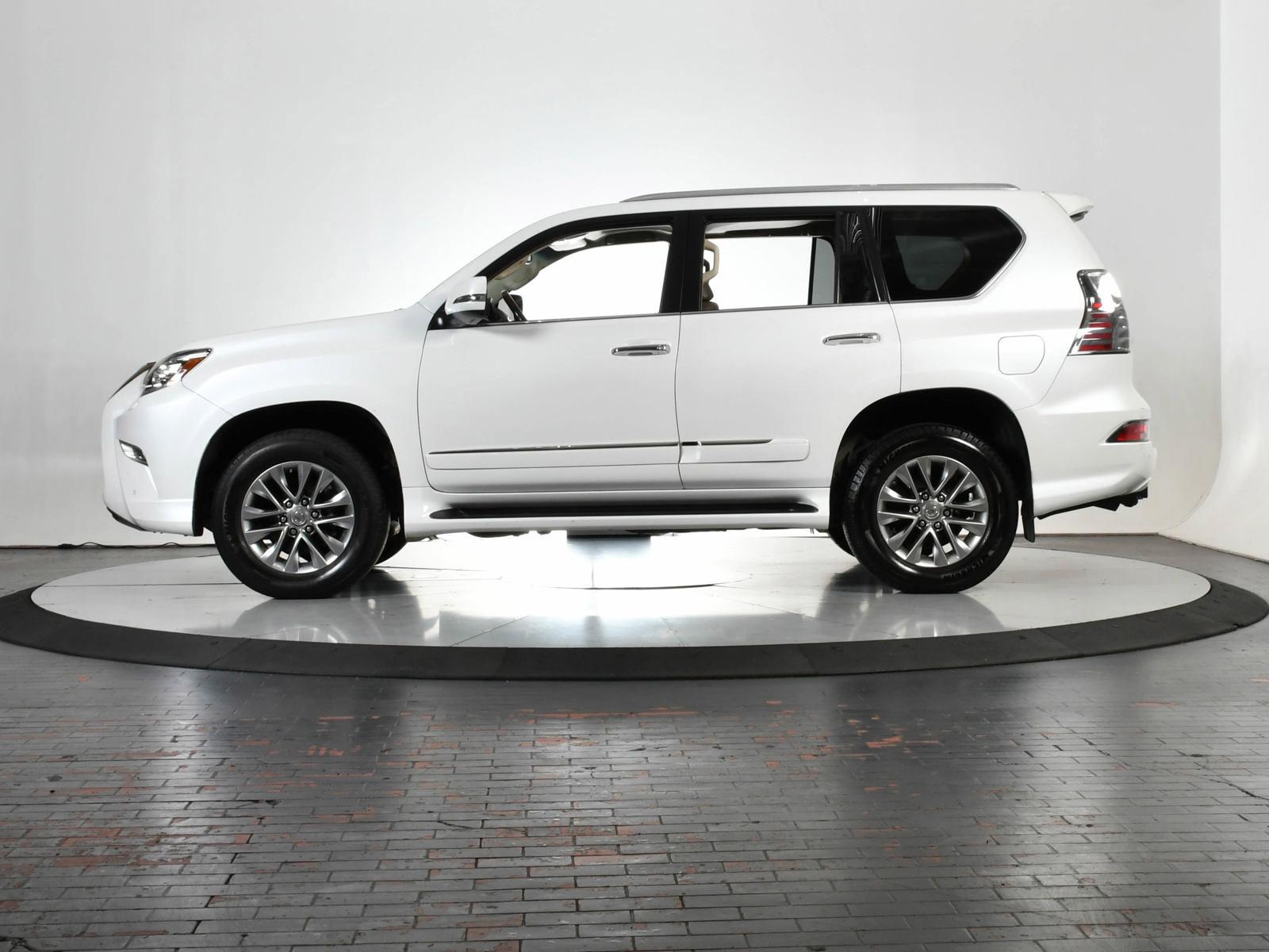 2015 Lexus GX 460 Vehicle Photo in DALLAS, TX 75235