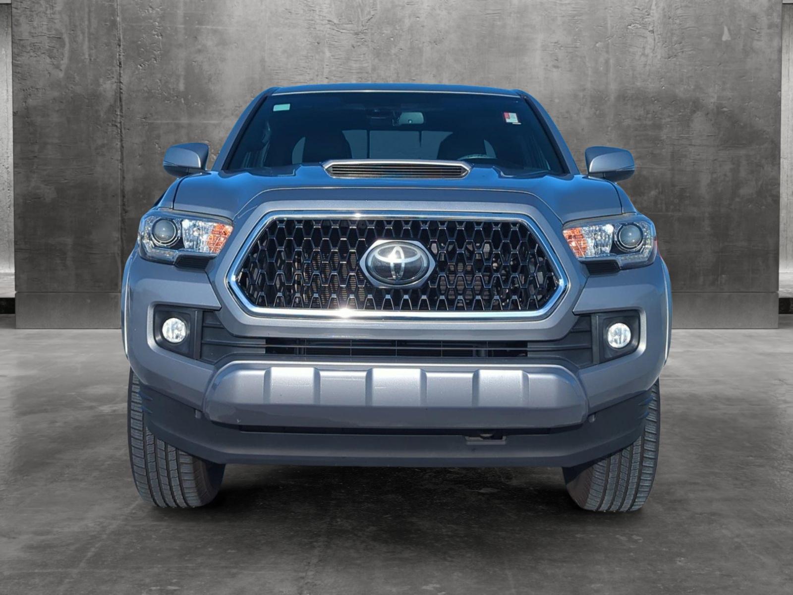 2018 Toyota Tacoma Vehicle Photo in Ft. Myers, FL 33907