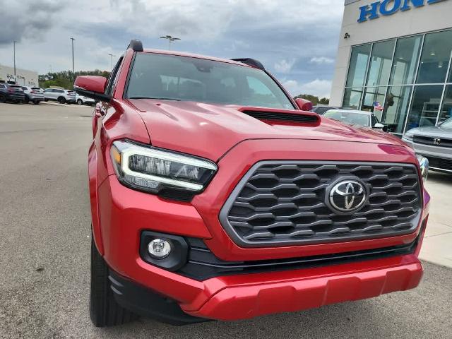 Used 2021 Toyota Tacoma TRD Sport with VIN 3TMCZ5AN9MM447956 for sale in Wexford, PA