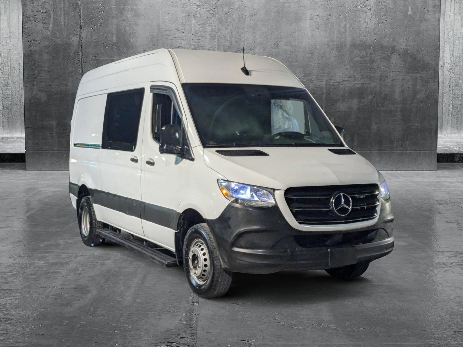 2019 Mercedes-Benz Sprinter Cargo Van Vehicle Photo in MIAMI, FL 33134-2699