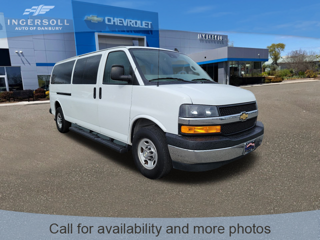 2021 Chevrolet Express Passenger Vehicle Photo in DANBURY, CT 06810-5034