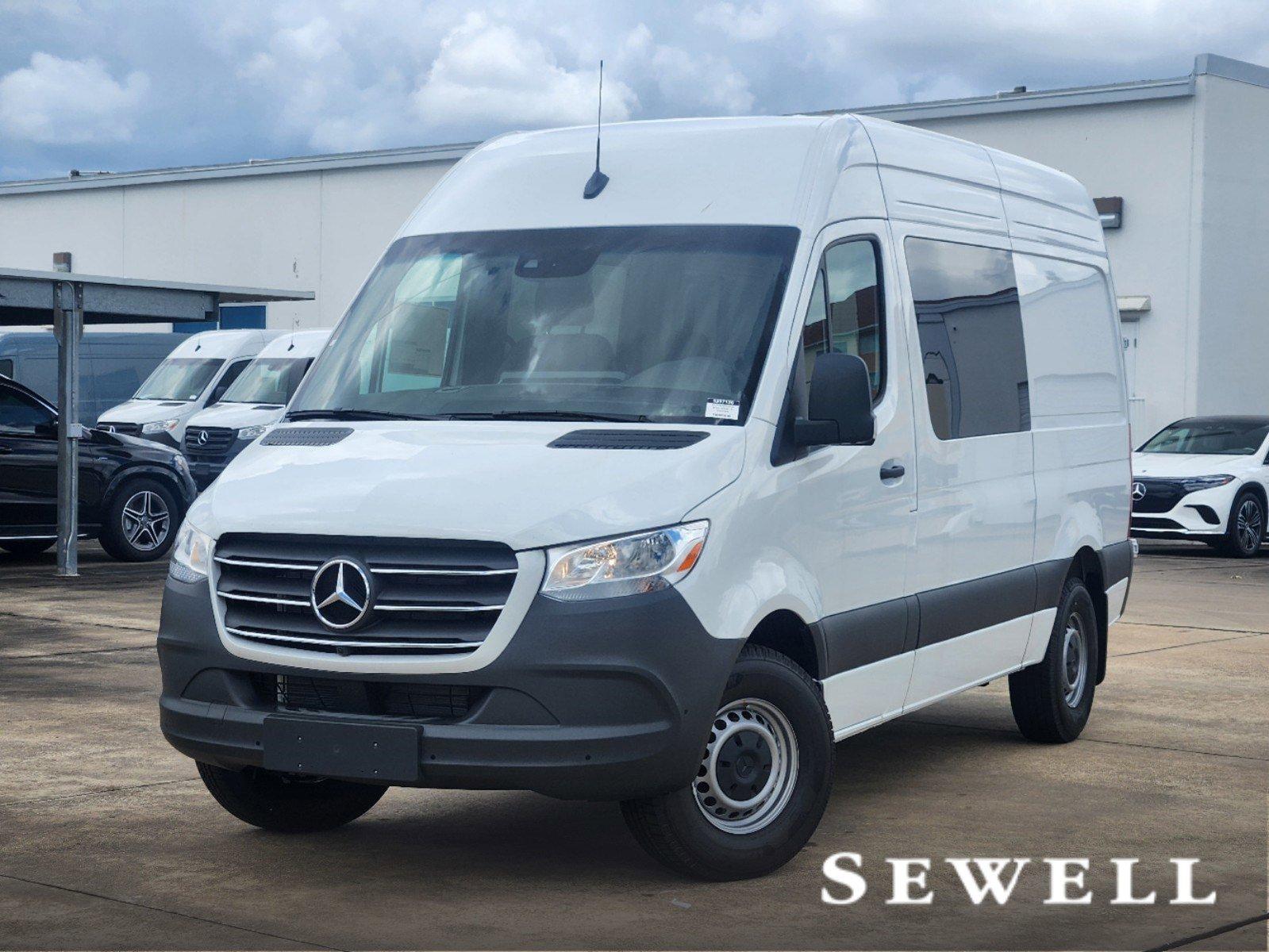 2024 Mercedes-Benz Sprinter Crew Van Vehicle Photo in HOUSTON, TX 77079