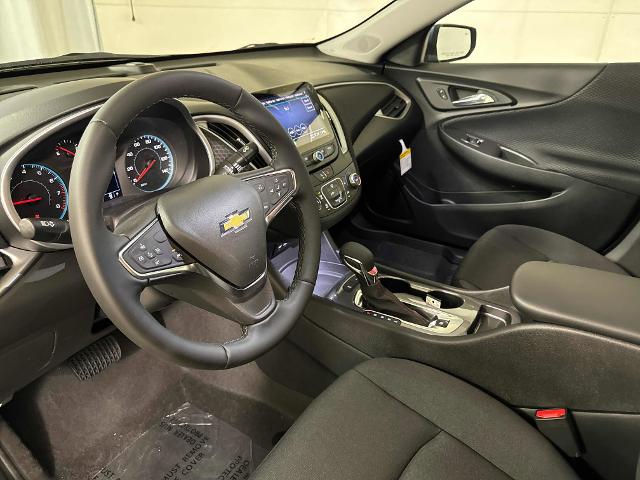 2024 Chevrolet Malibu Vehicle Photo in JOLIET, IL 60435-8135