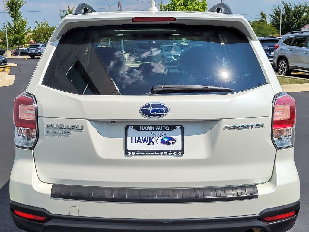 2018 Subaru Forester Vehicle Photo in Saint Charles, IL 60174