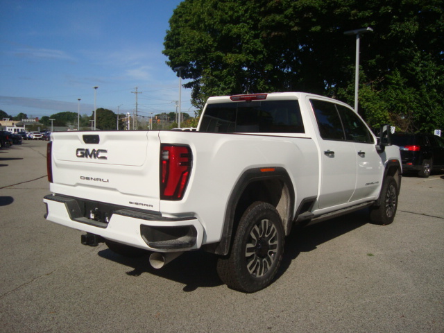 2024 GMC Sierra 3500 HD Vehicle Photo in PORTSMOUTH, NH 03801-4196