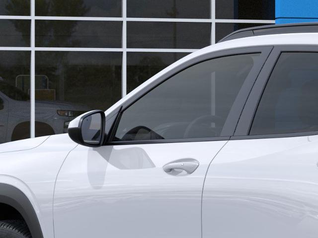 2025 Chevrolet Trax Vehicle Photo in TOPEKA, KS 66609-0000