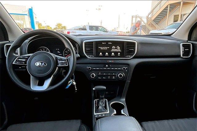 2022 Kia Sportage Vehicle Photo in TOPEKA, KS 66609-0000