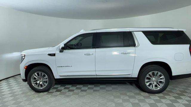 2024 GMC Yukon XL Vehicle Photo in GILBERT, AZ 85297-0402