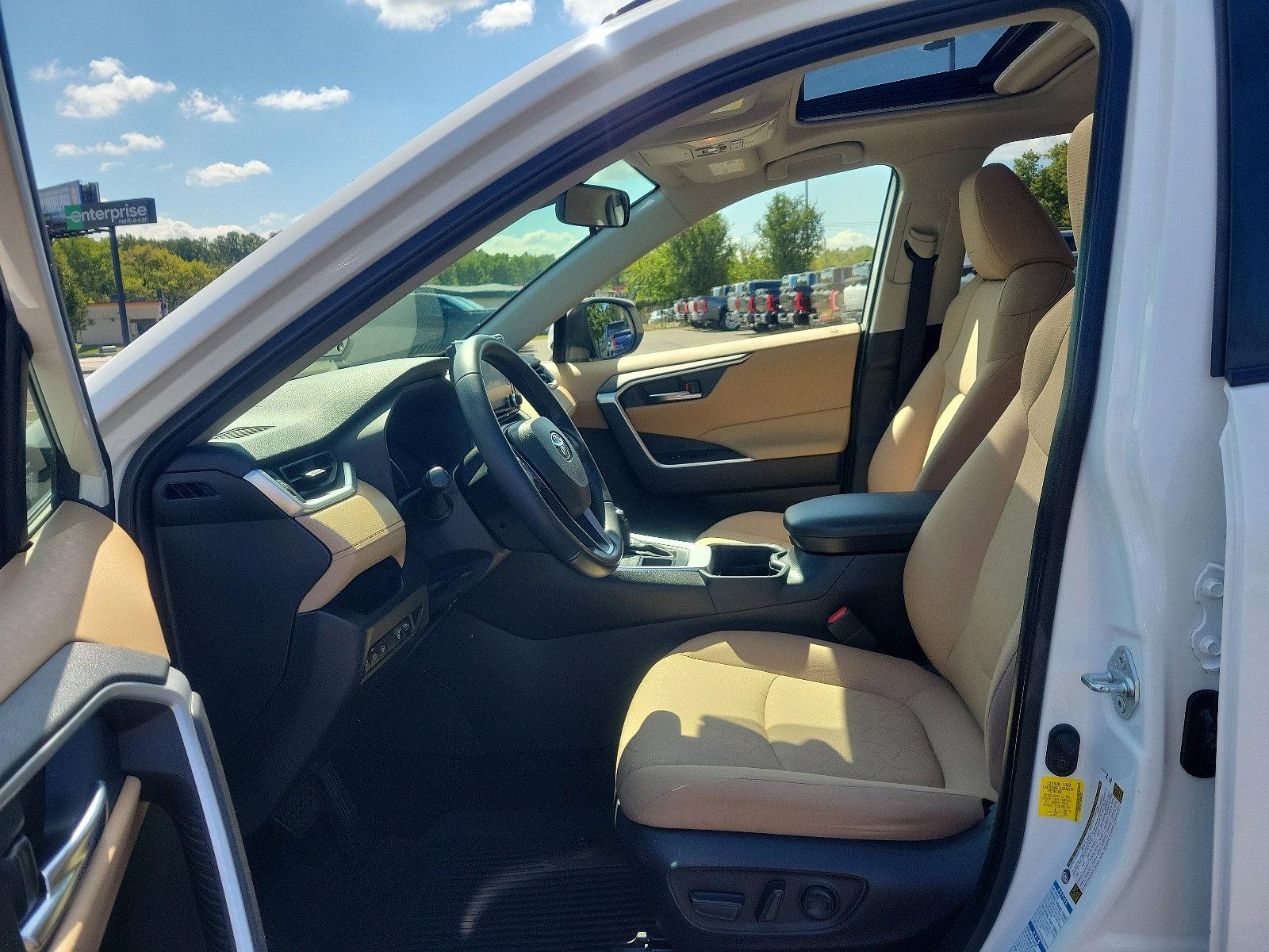 2021 Toyota RAV4 Vehicle Photo in Trevose, PA 19053