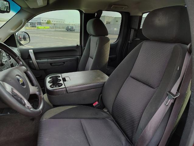 2013 Chevrolet Silverado 1500 Vehicle Photo in GREEN BAY, WI 54304-5303