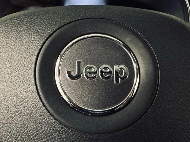 2021 Jeep Cherokee Vehicle Photo in MEDINA, OH 44256-9631