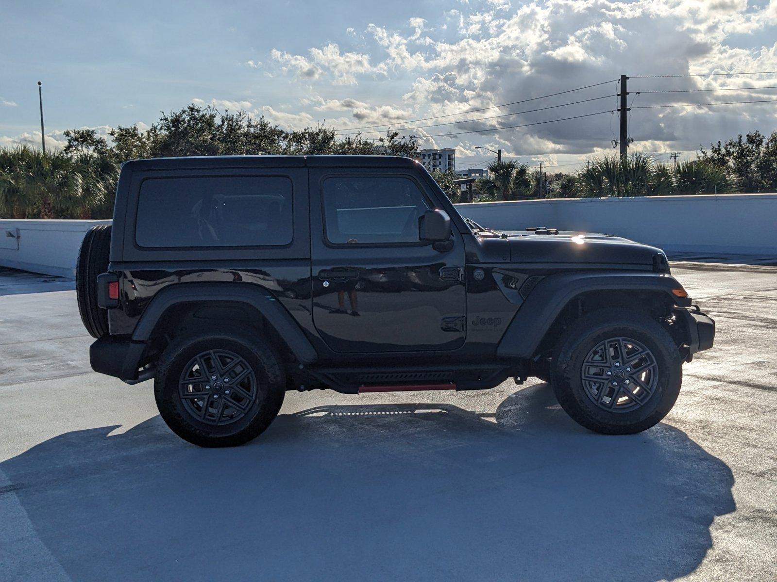 2024 Jeep Wrangler Vehicle Photo in WEST PALM BEACH, FL 33407-3296