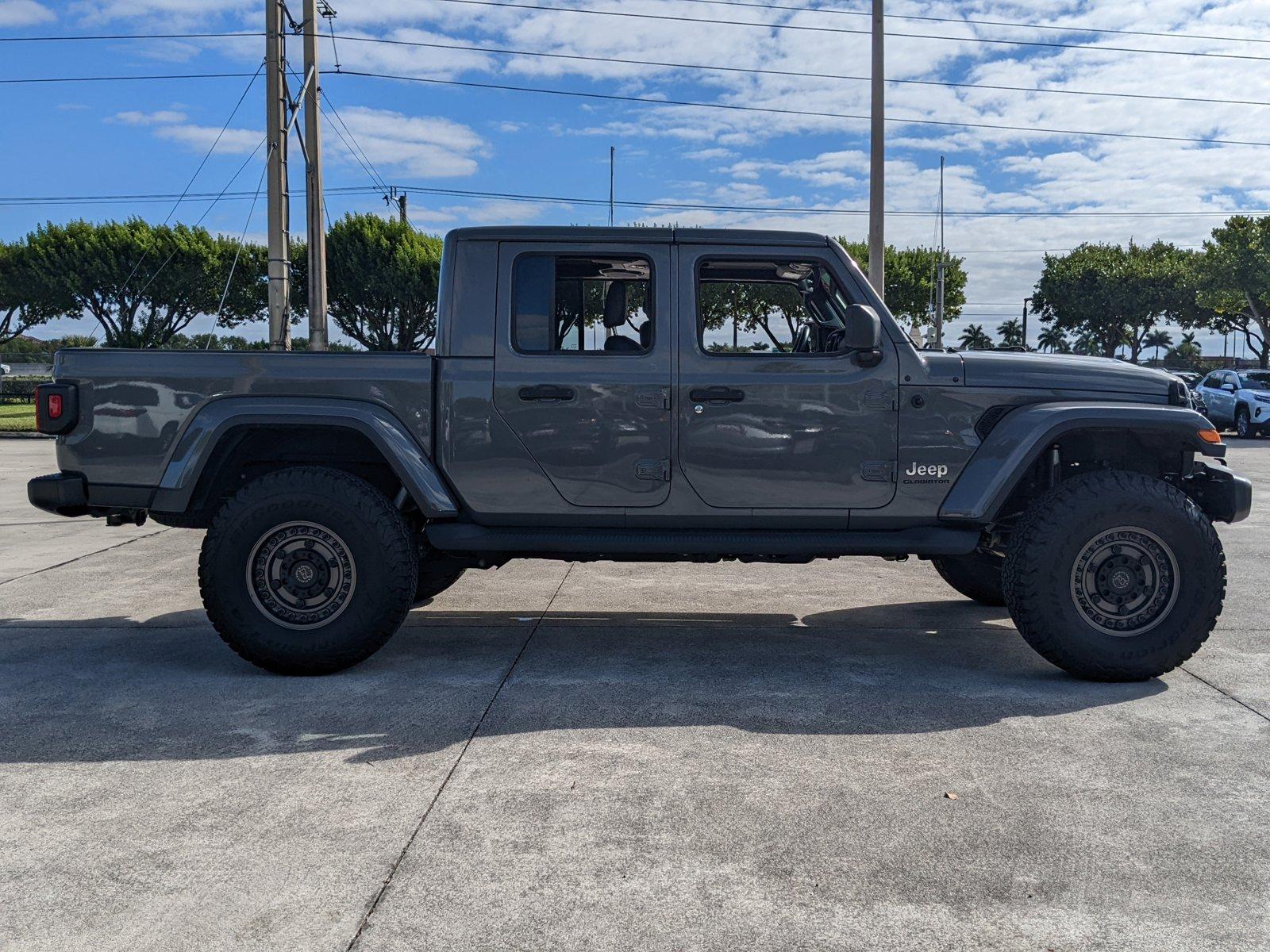 2021 Jeep Gladiator Vehicle Photo in Davie, FL 33331