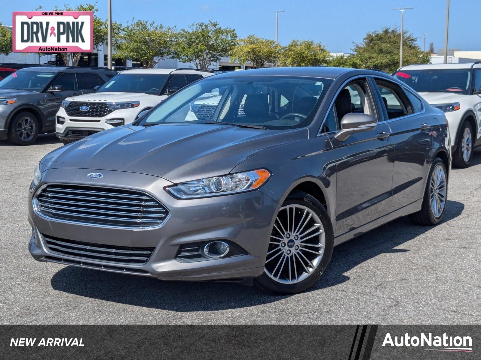 2013 Ford Fusion Vehicle Photo in St. Petersburg, FL 33713