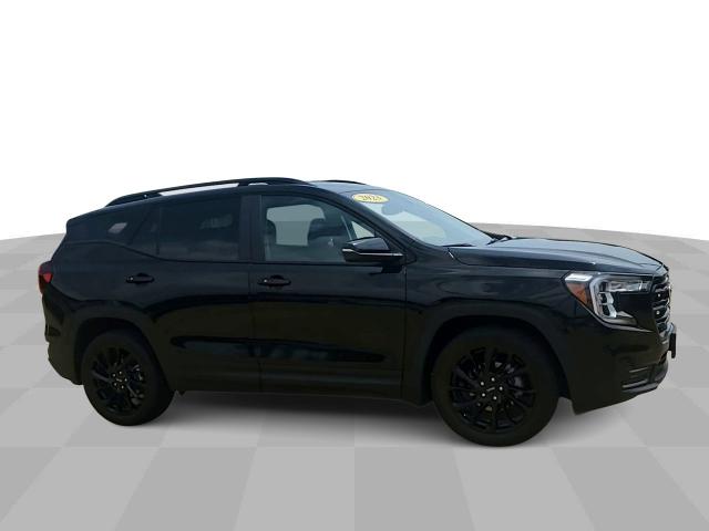 Used 2023 GMC Terrain SLE with VIN 3GKALMEG2PL150069 for sale in Quincy, IL