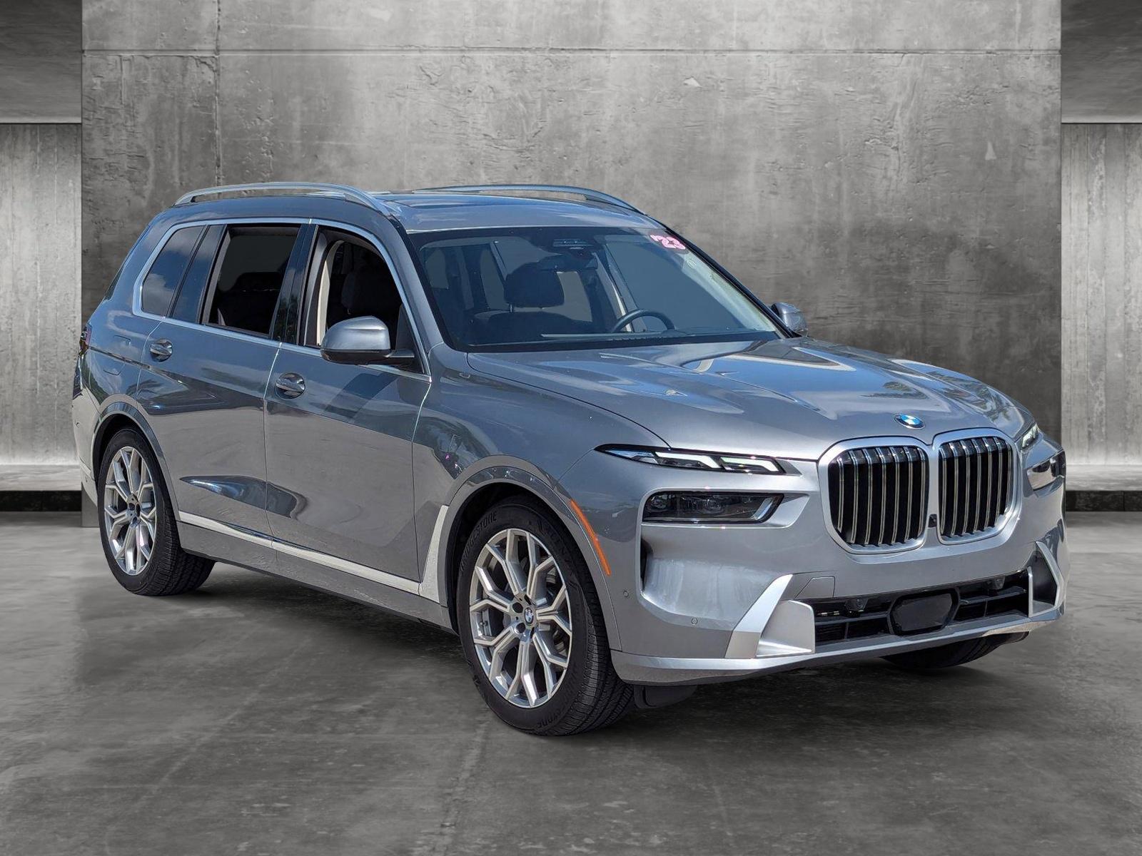 2023 BMW X7 xDrive40i Vehicle Photo in Delray Beach, FL 33444