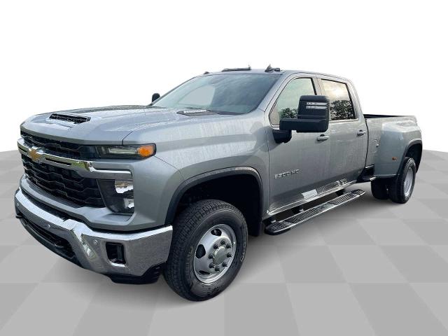 2025 Chevrolet Silverado 3500 HD Vehicle Photo in THOMPSONTOWN, PA 17094-9014