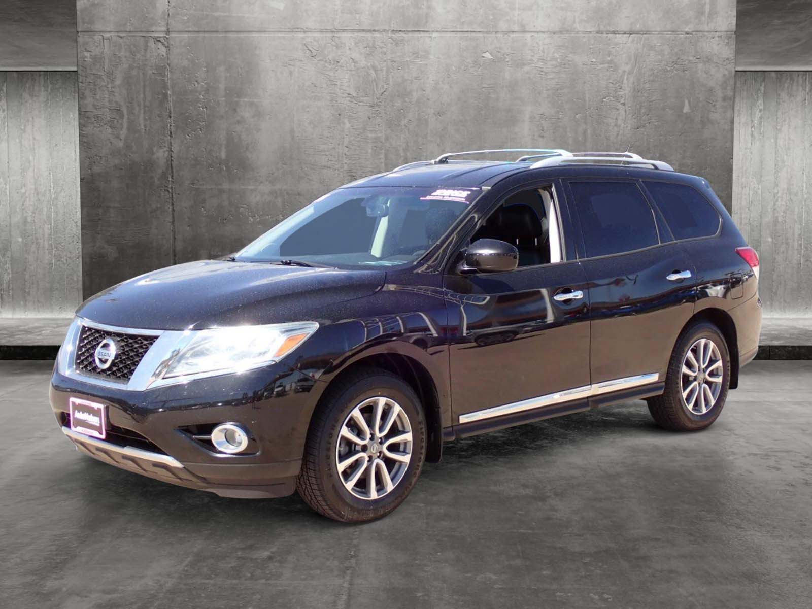 Used 2014 Nissan Pathfinder S with VIN 5N1AR2MMXEC715369 for sale in Denver, CO