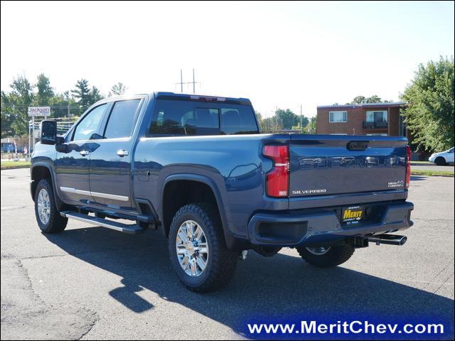 2025 Chevrolet Silverado 3500 HD Vehicle Photo in MAPLEWOOD, MN 55119-4794