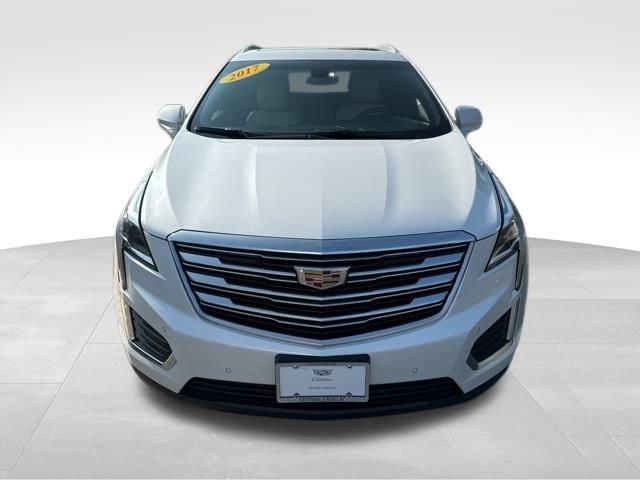 2017 Cadillac XT5 Vehicle Photo in MEDINA, OH 44256-9631