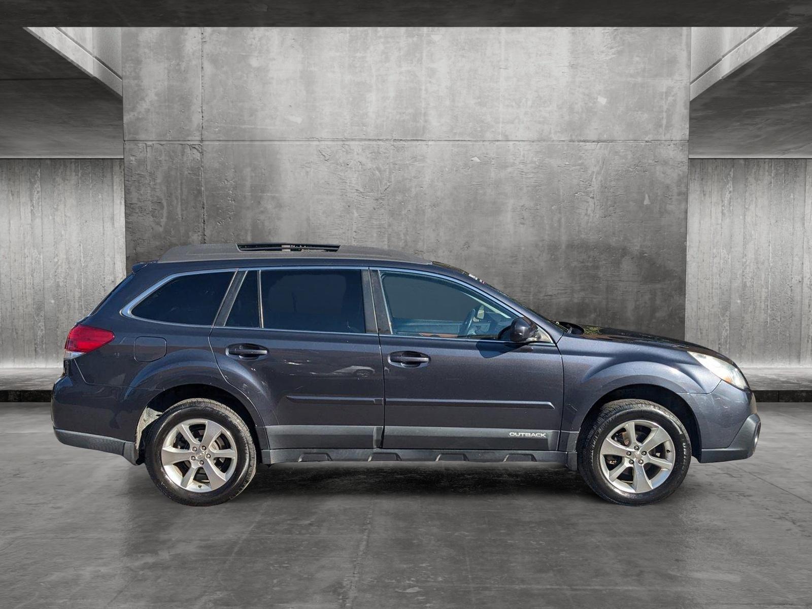 2013 Subaru Outback Vehicle Photo in LONE TREE, CO 80124-2750