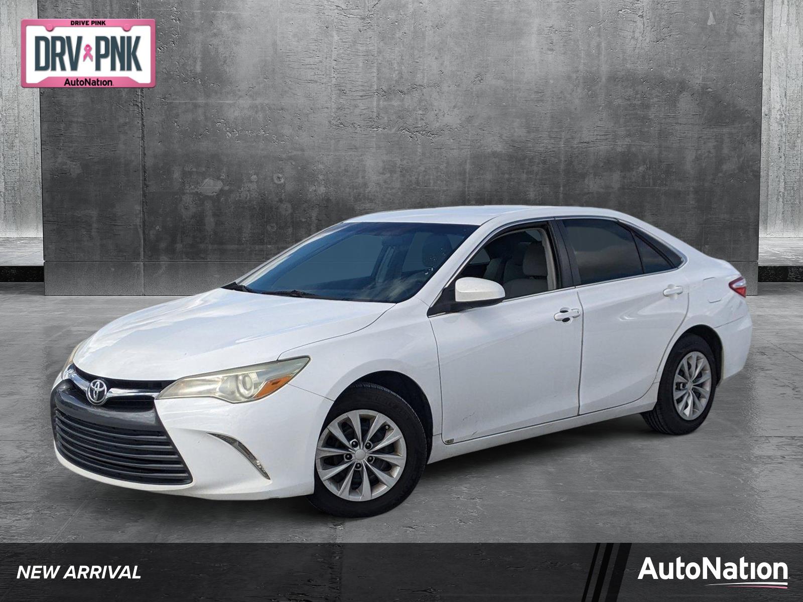 2015 Toyota Camry Vehicle Photo in Pembroke Pines , FL 33084