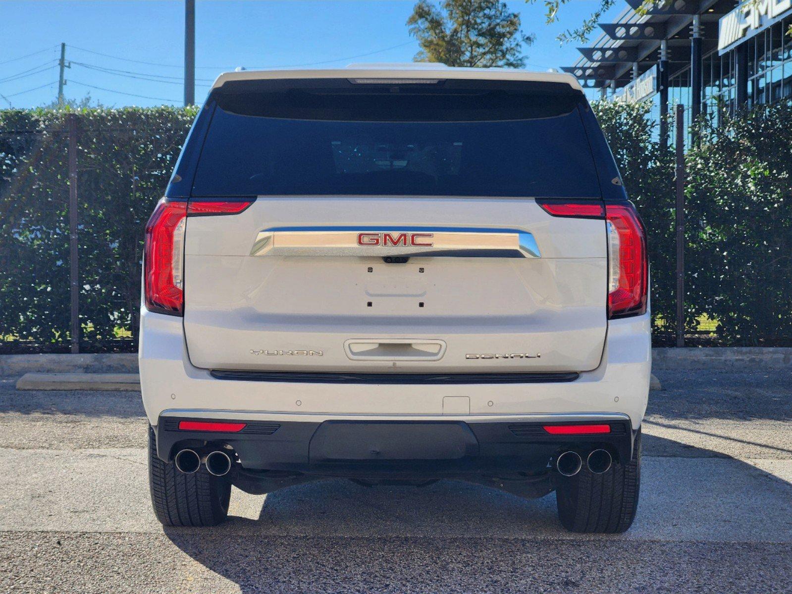 2022 GMC Yukon XL Vehicle Photo in HOUSTON, TX 77079