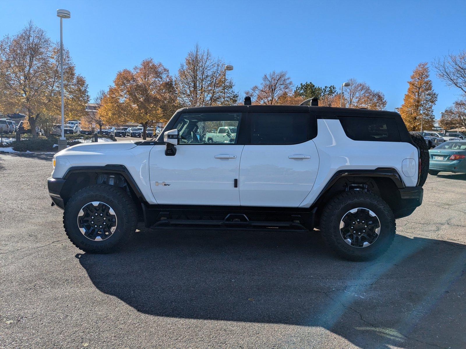 2025 GMC HUMMER EV SUV Vehicle Photo in LONE TREE, CO 80124-2750