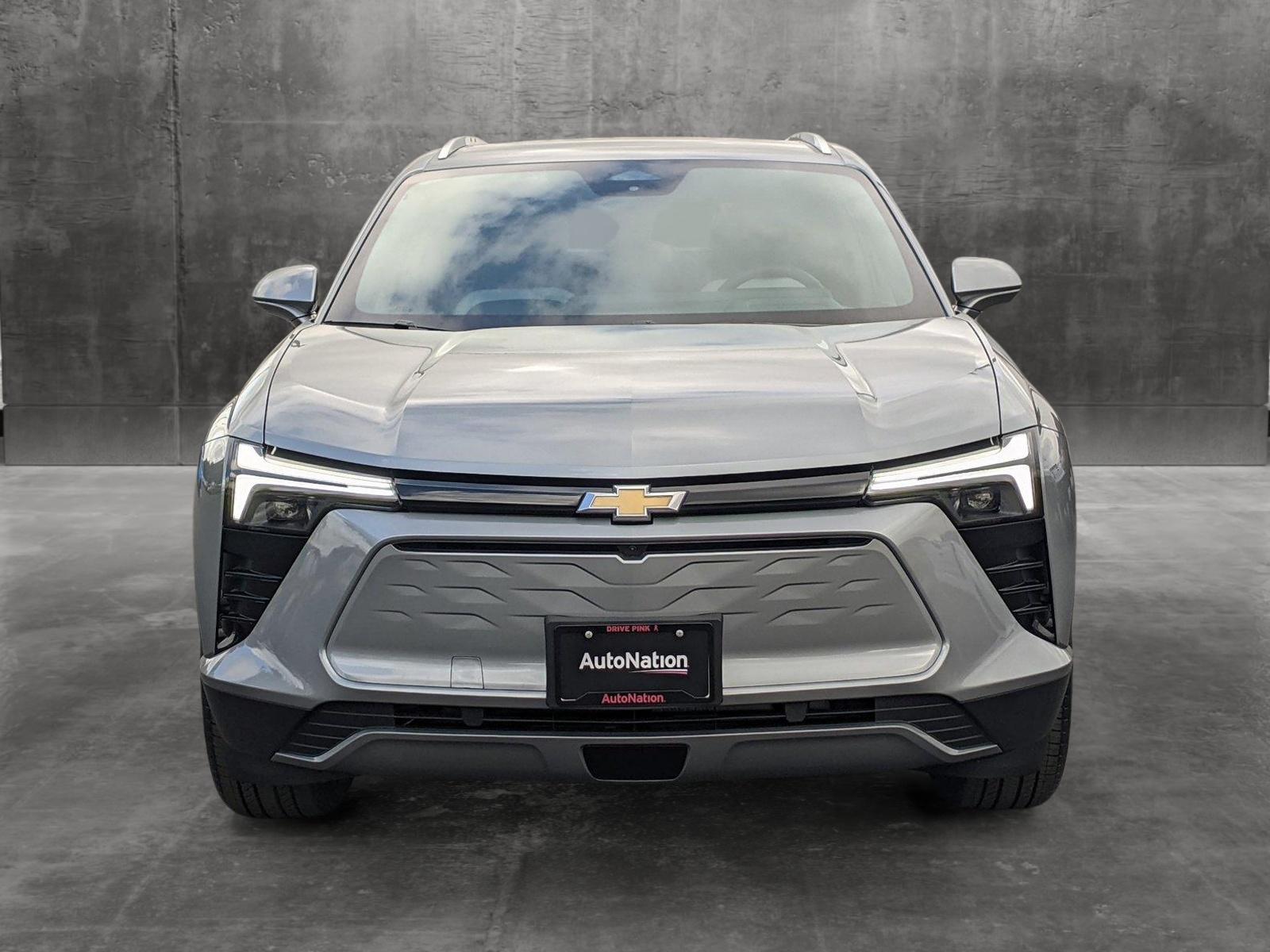 2024 Chevrolet Blazer EV Vehicle Photo in VALENCIA, CA 91355-1705