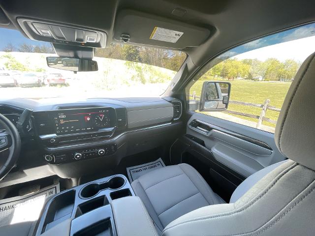 2024 GMC Sierra 2500 HD Vehicle Photo in THOMPSONTOWN, PA 17094-9014