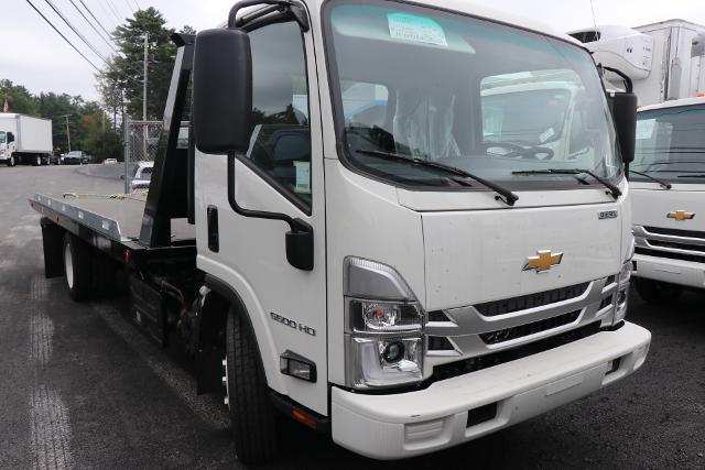 2024 Chevrolet Low Cab Forward 5500 HD Vehicle Photo in MONTICELLO, NY 12701-3853