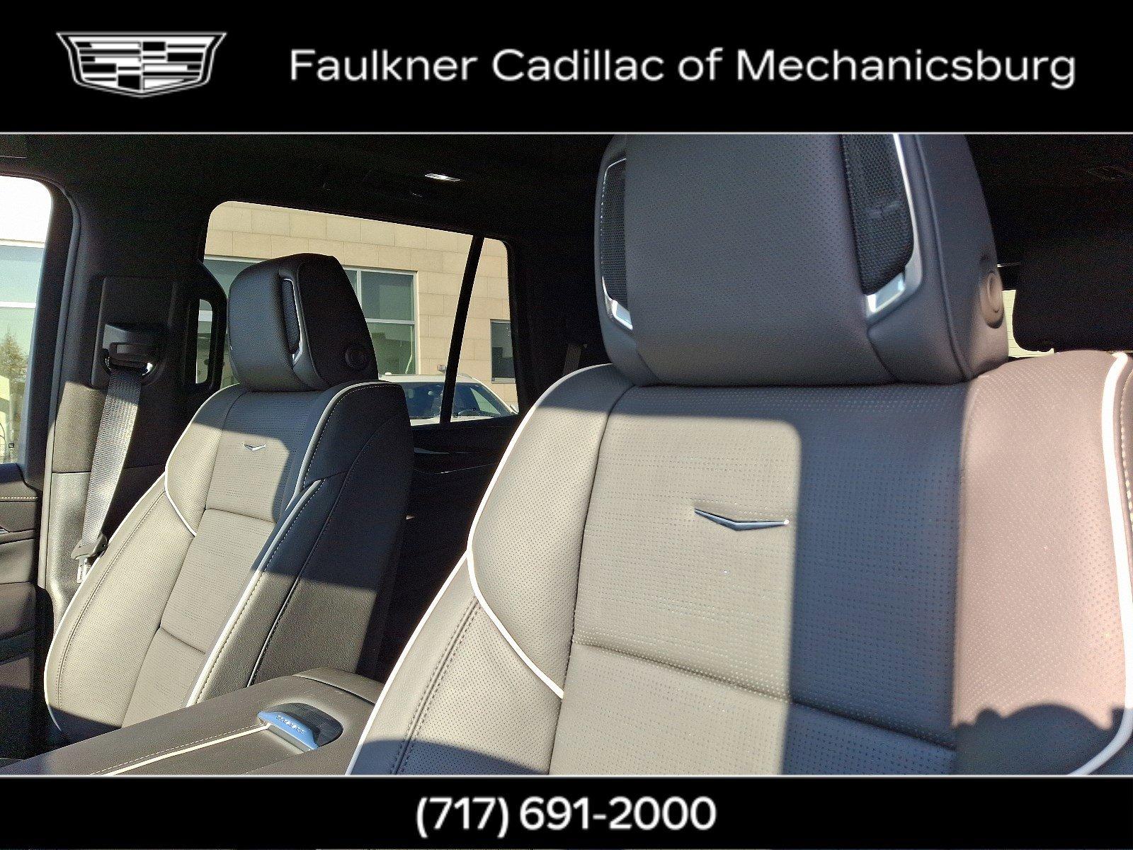 2024 Cadillac Escalade Vehicle Photo in MECHANICSBURG, PA 17050-1707