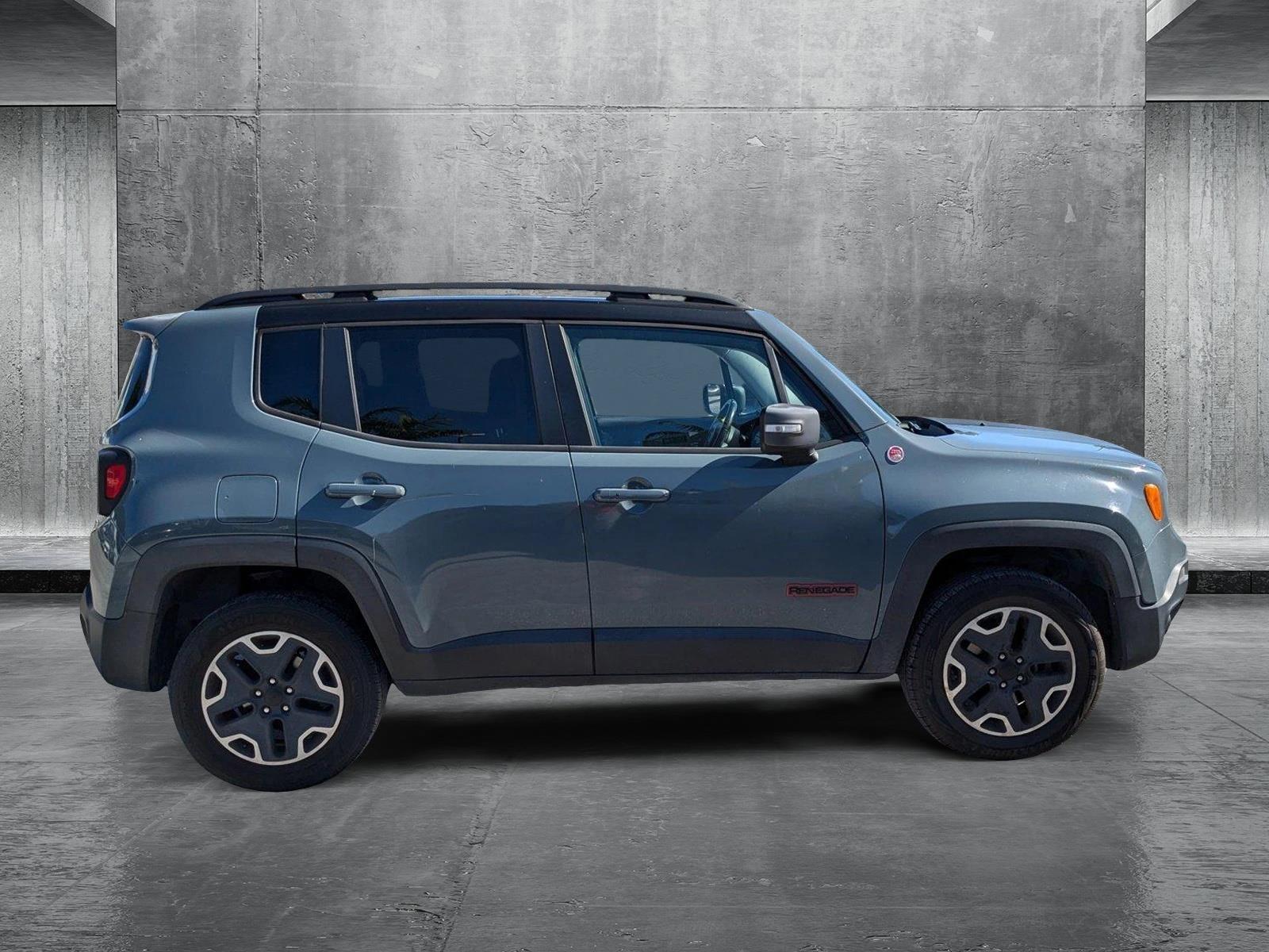 2016 Jeep Renegade Vehicle Photo in Miami, FL 33015