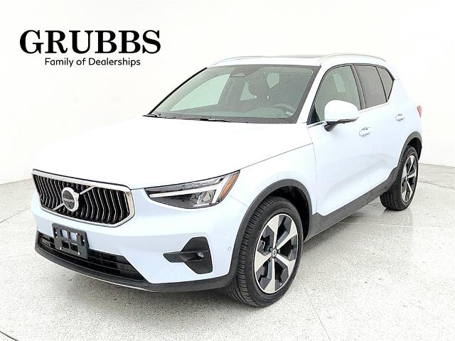 2024 Volvo XC40 Vehicle Photo in Grapevine, TX 76051